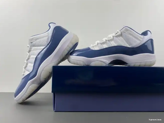 HYPE (2024) Low FV5104-104 Retro 11 Navy Jordan Midnight 0605